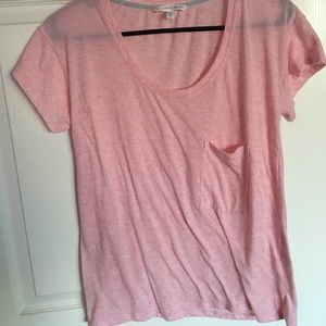 Victoria’s Secret soft pink scoopneck t-shirt S